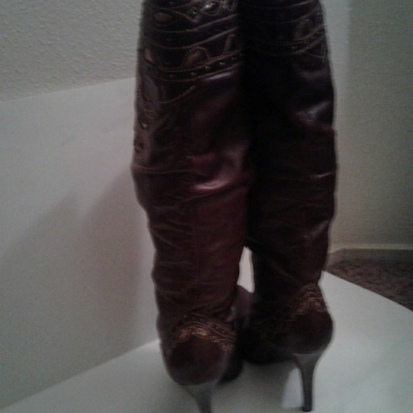 Dollhouse Sexy Boots - Picture 8 of 8